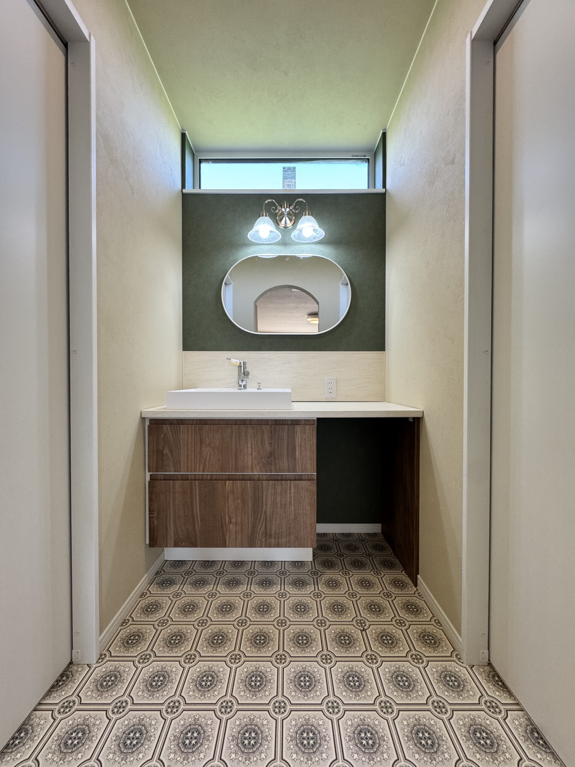 家族団らんしながら自然と暮らすなぎの家スライダー画像